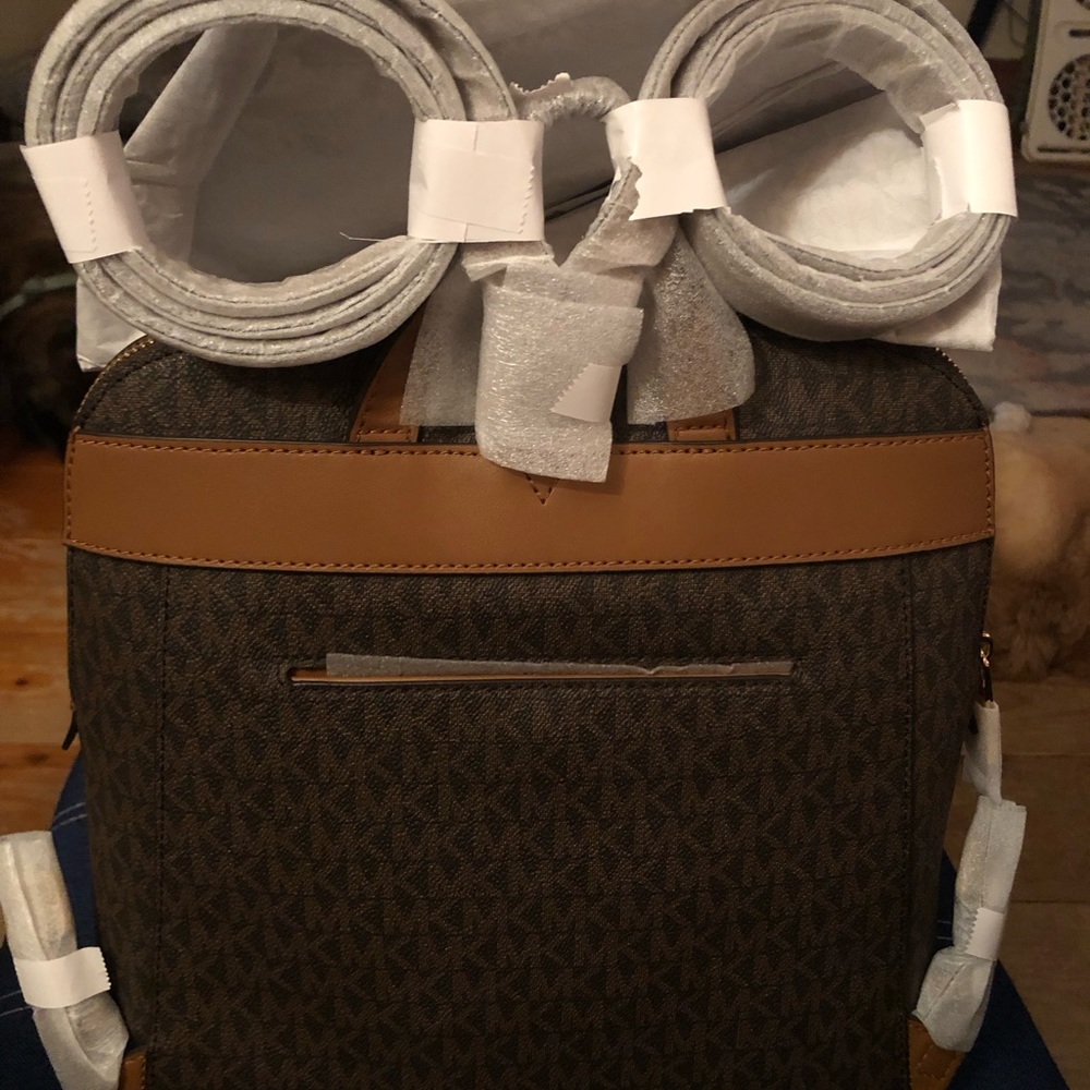 Michael Kors Rhea Backpack - Picture 6 of 7